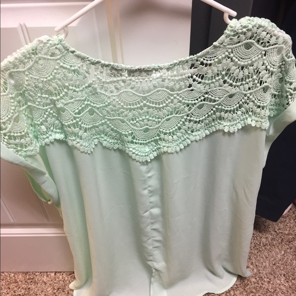 Mint green shear shirt sz 14/16w cato - Picture 2 of 4